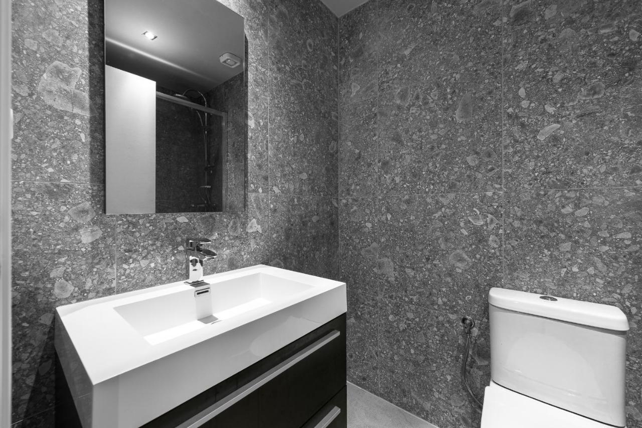 Upper Floor, The Luxury Suites Thessaloníki Ngoại thất bức ảnh